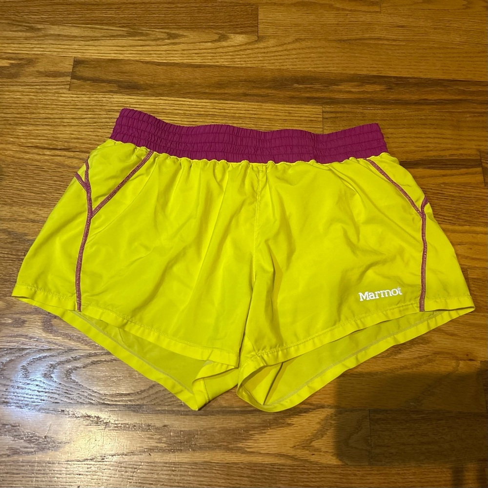 Marmot Women's Yellow With Purple Accents Adjustable Waist Running Shorts Size M
